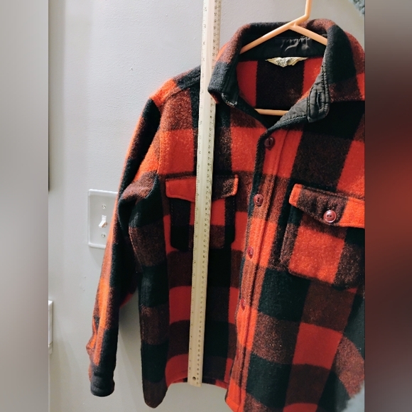 Vintage Women’s Woolrich Buffalo Plaid Heavy Wool Shirt Jacket Size: 16 (Large) - Picture 9 of 12
